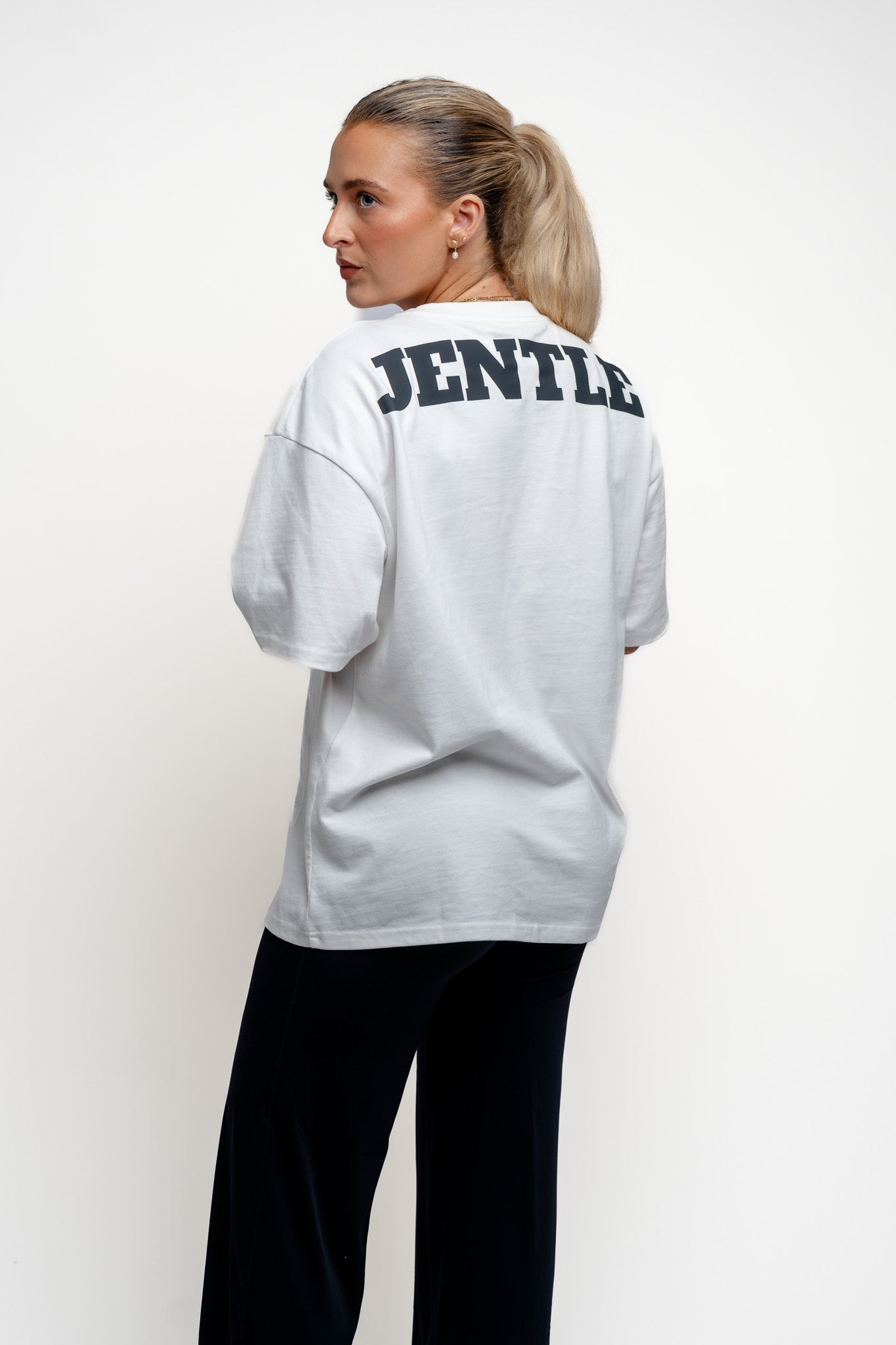 Limited edition - Signature Sport T-Shirt (hvid)