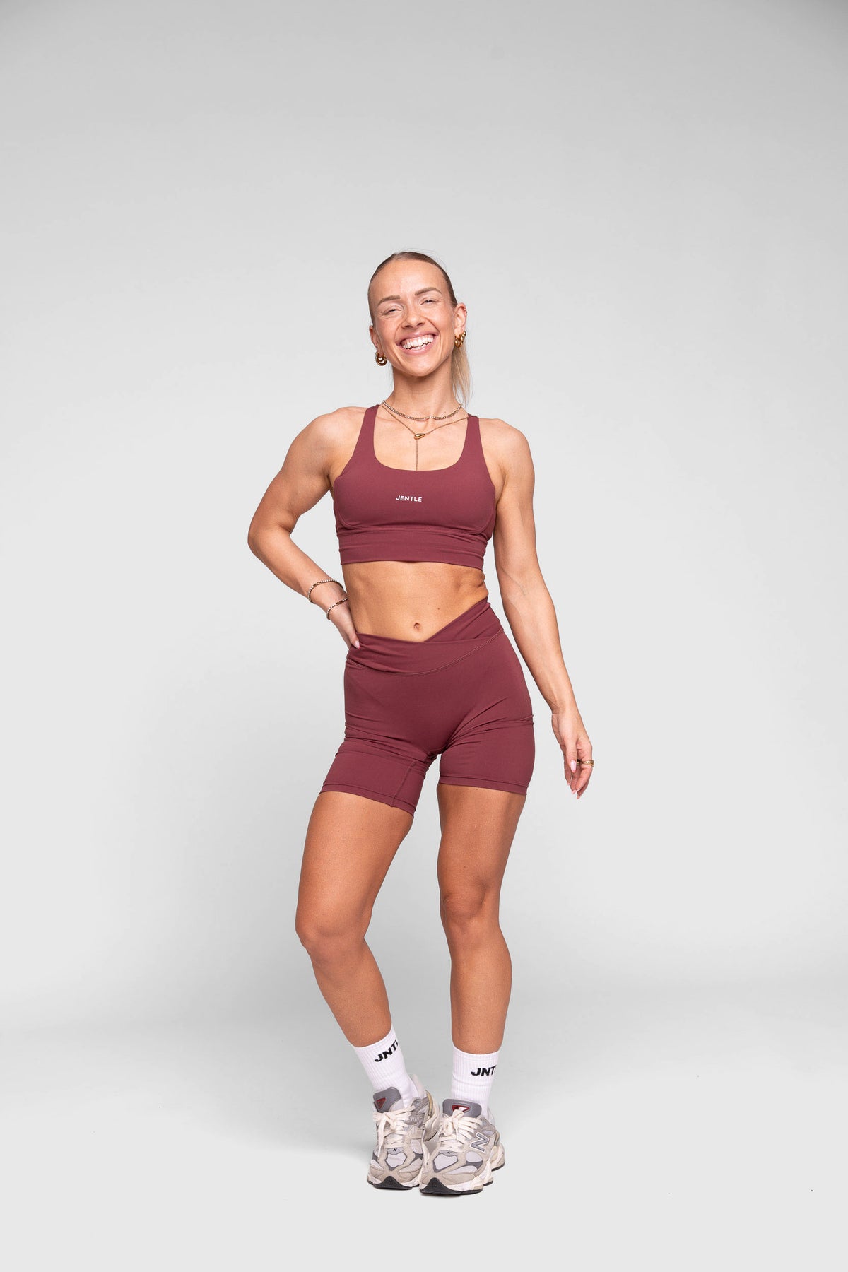 Thrive Active Sports Bra (Bordeaux)