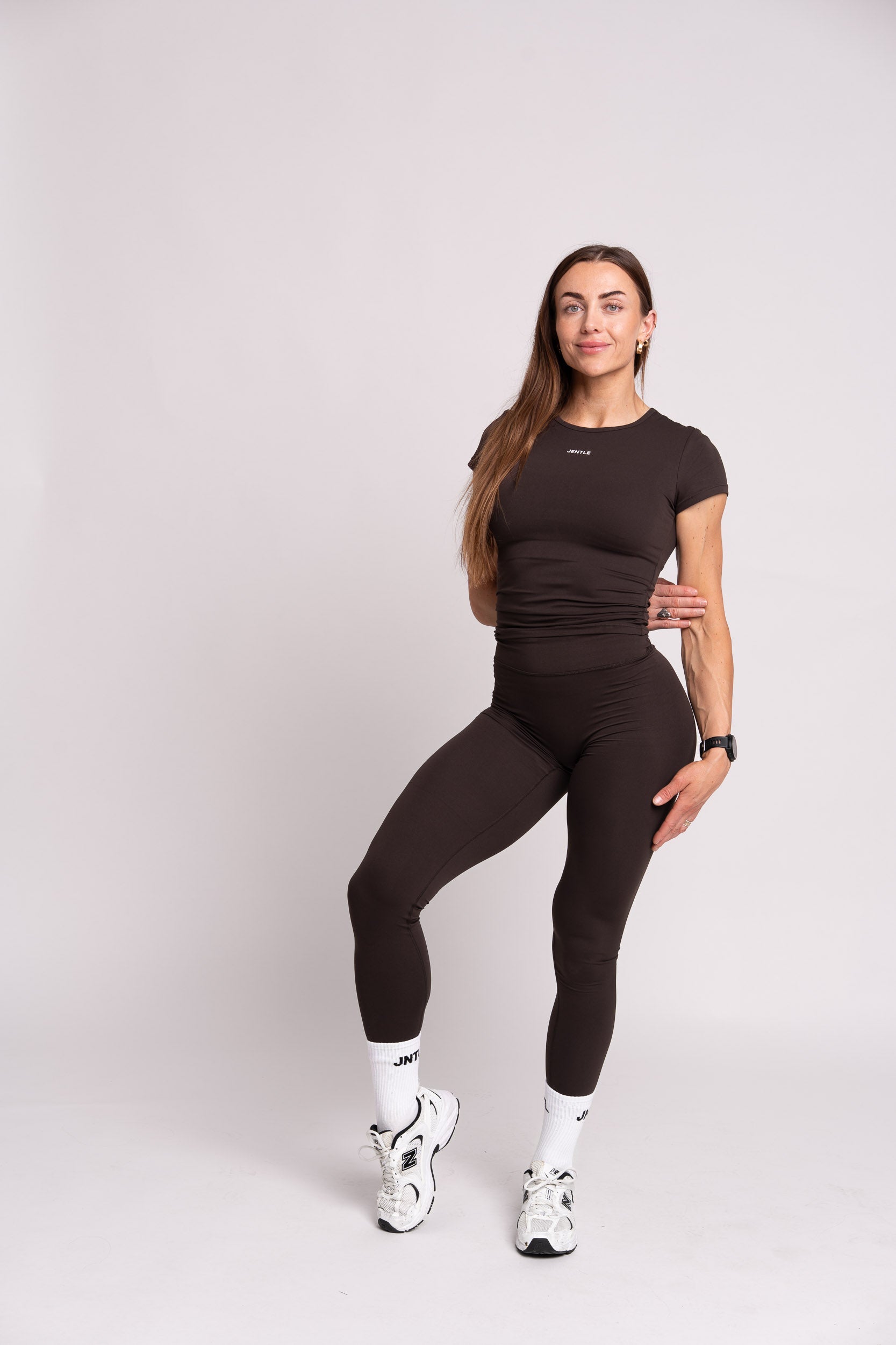 Ease Leggings (Dark Brown)