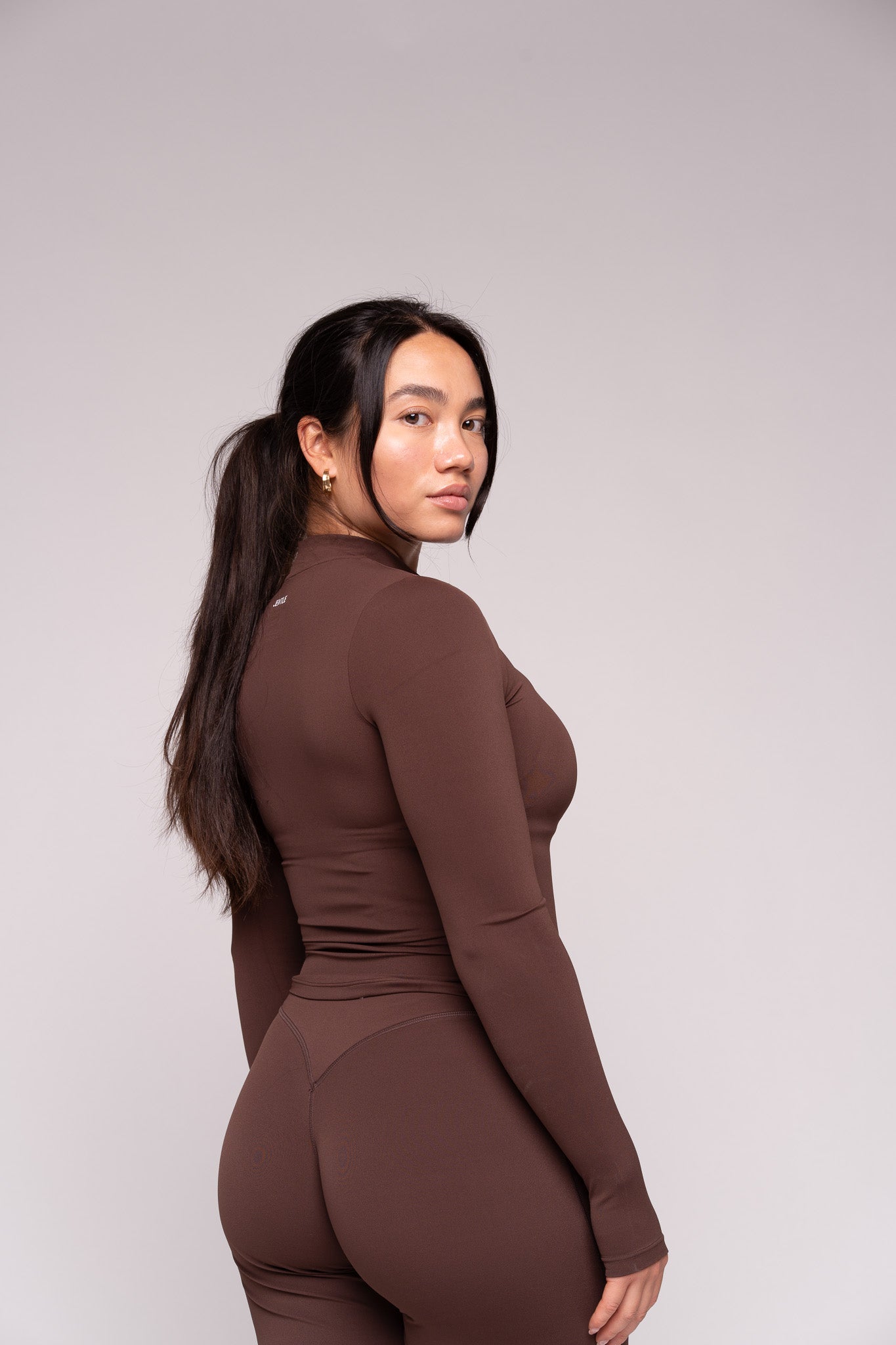Ease x Amalie Vad - Zippy Jacket (Coffee Brown)