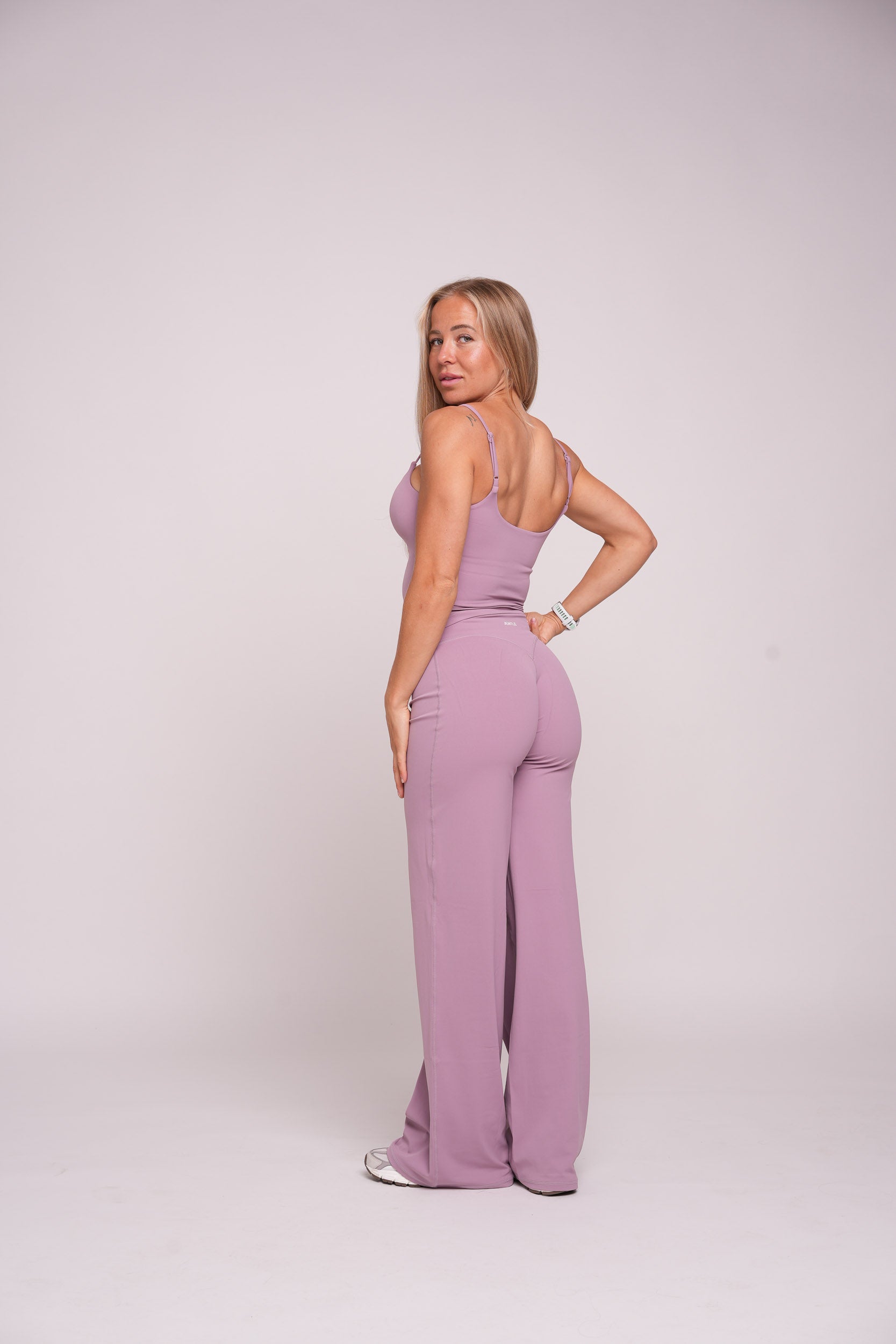 Ease Straight Leg Pants (Dusty Rose)