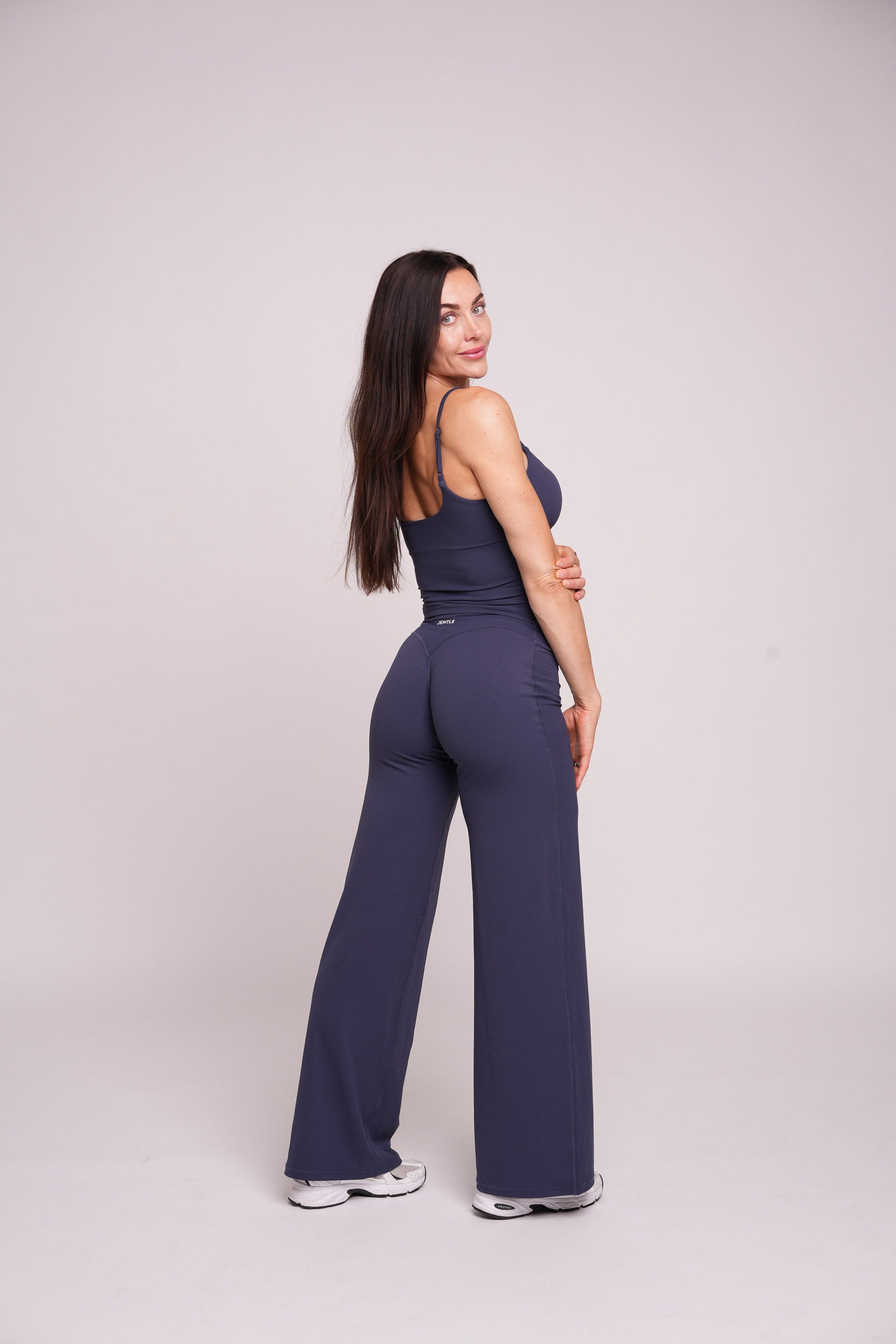 Ease Straight Leg Pants (Dark Blue)