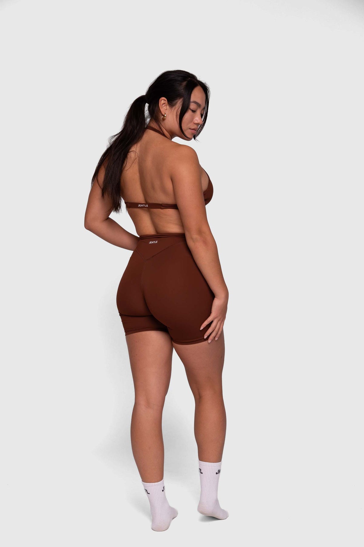 Thrive Halterneck Sports Bra (Brown)
