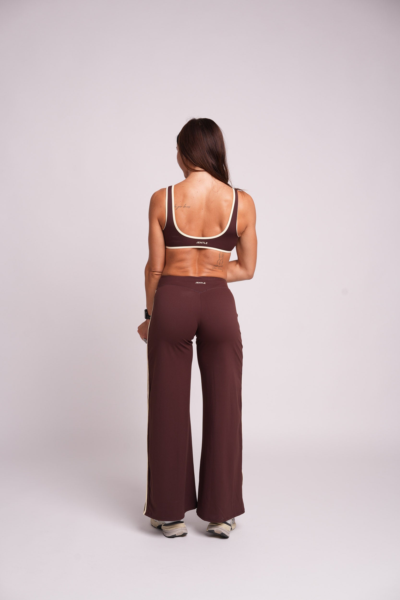 Flow Striped Sculpt Sports Bra (Brown)