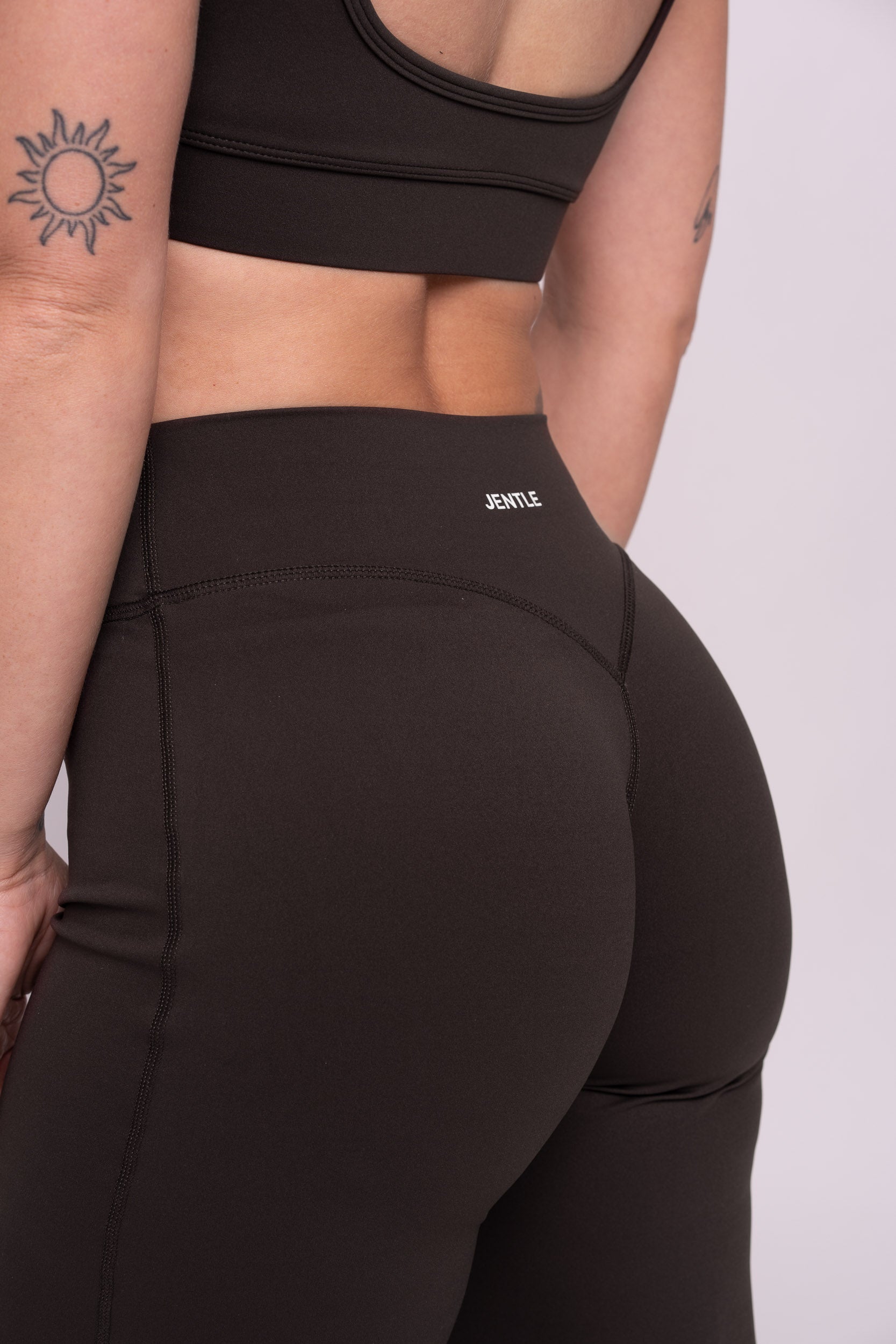 Ease Straight Leg Pants 2.0 (Dark Brown)