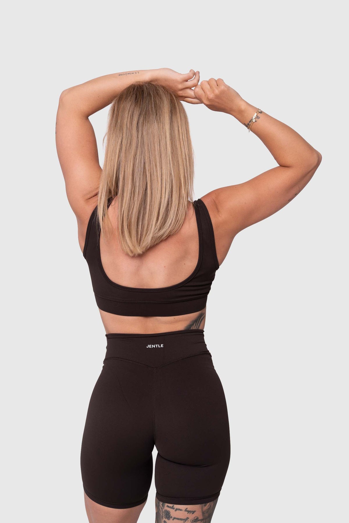 Ease Performance Sports Bra (Dark Brown)