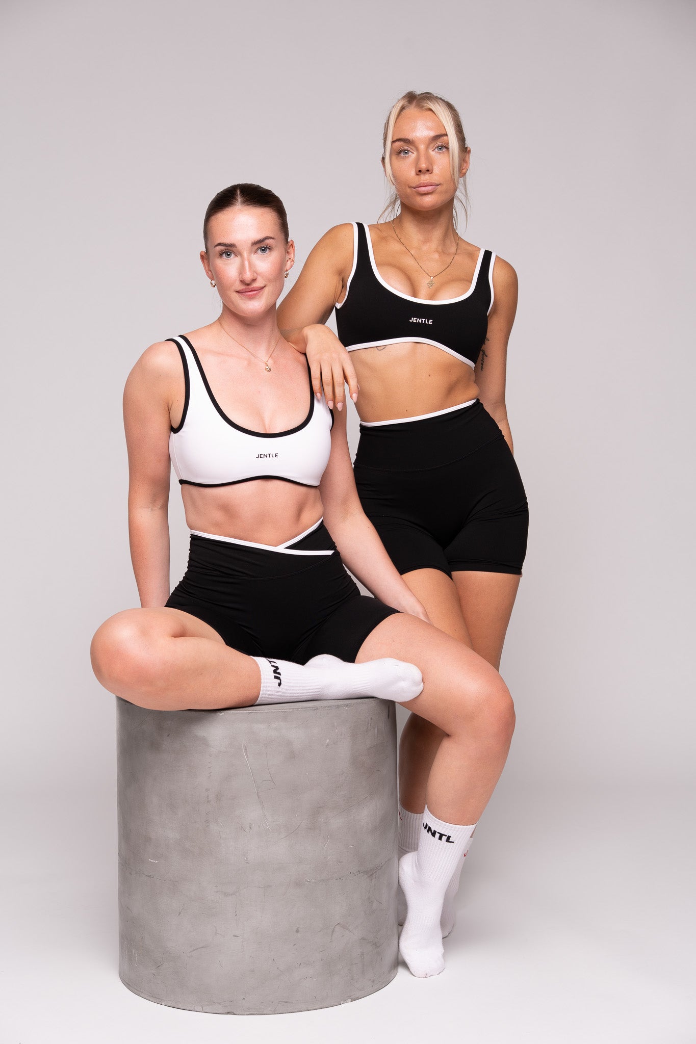 Day Double Line Sports Bra (White)