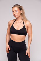 Ease x Amalie Vad - Halterneck Sports Bra (Black)