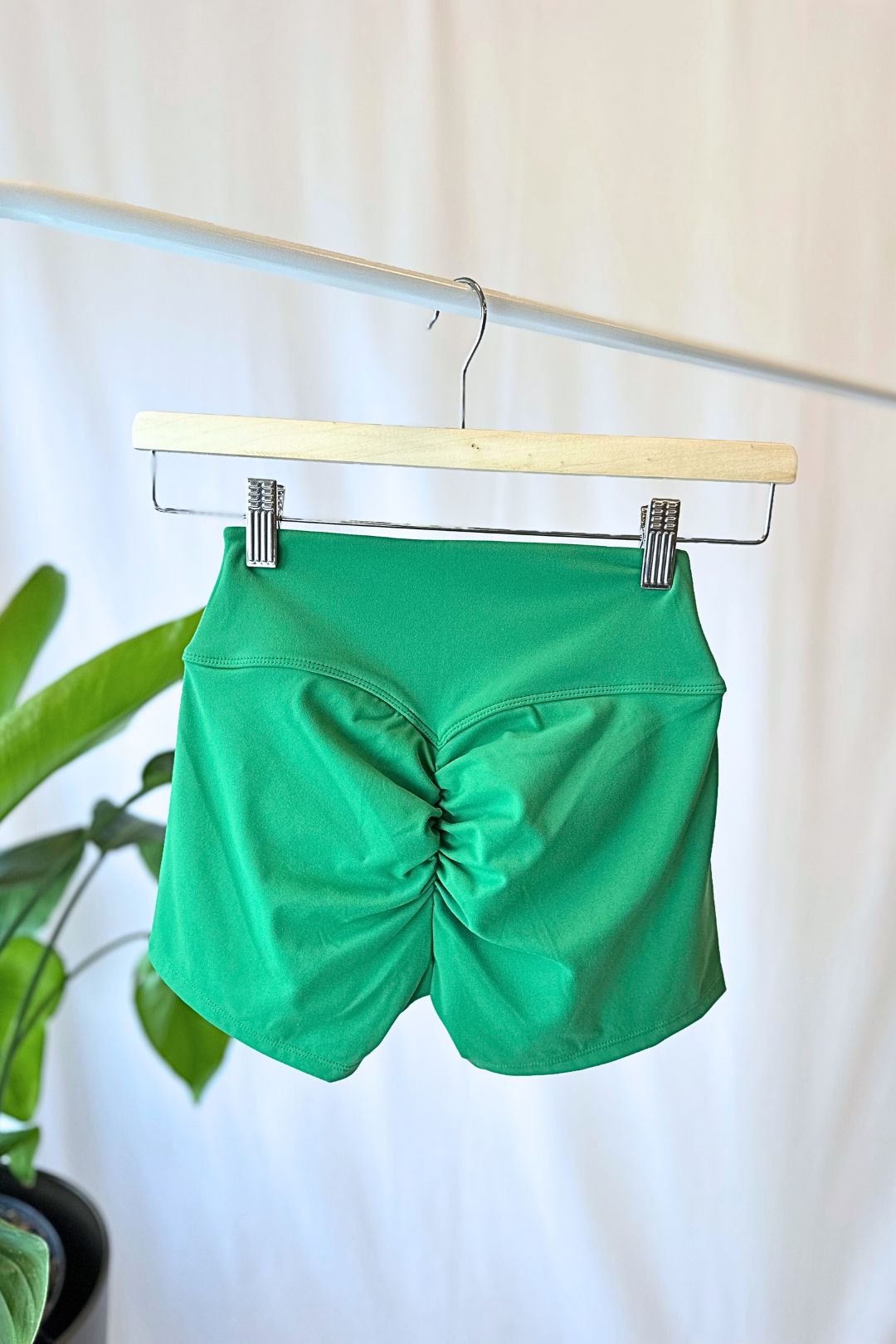 Jentle - Evy Shorts (Green)