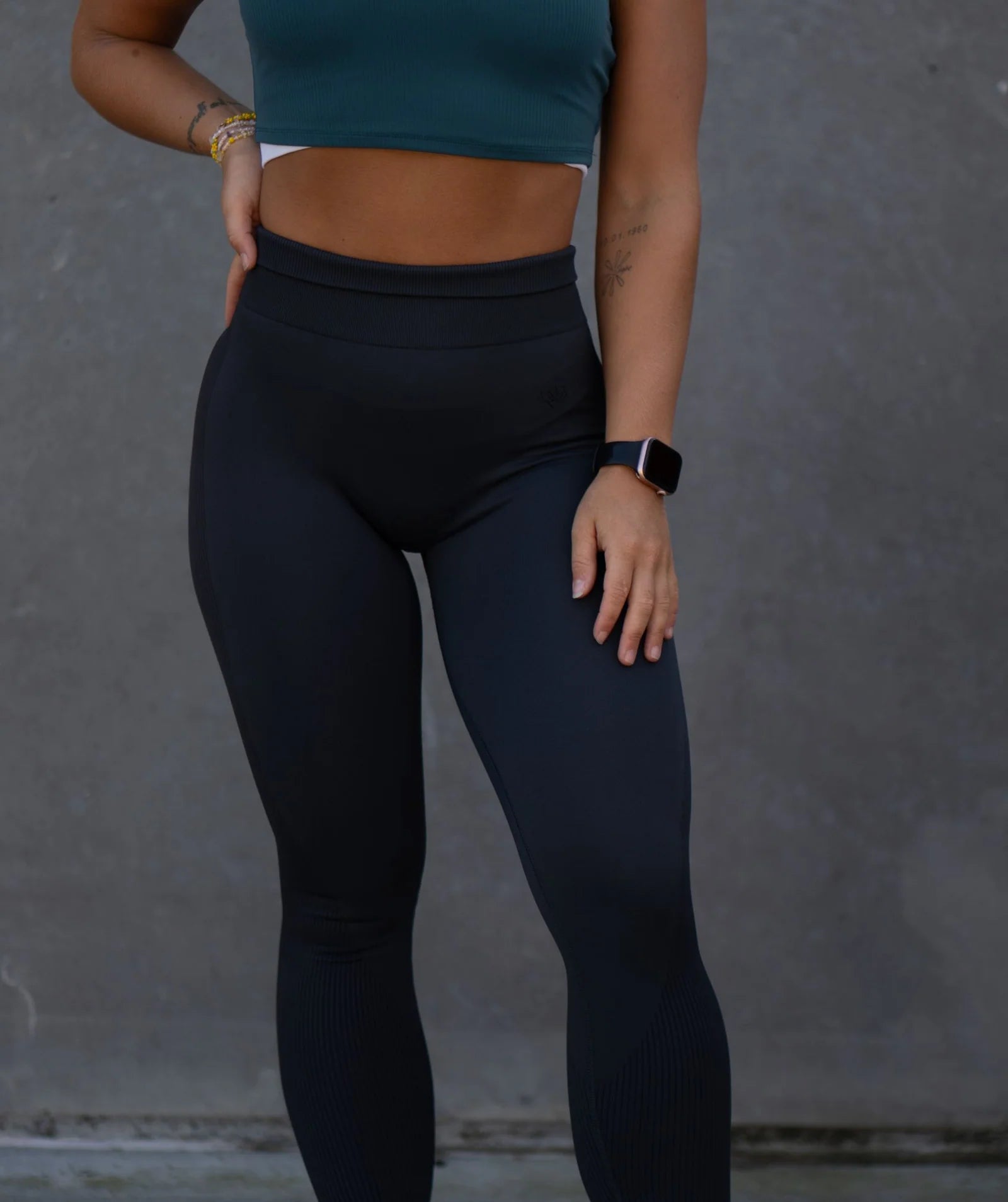 Perform Leggings (Black)