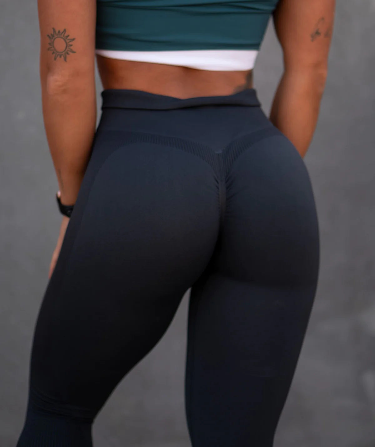 Perform Leggings (Black)