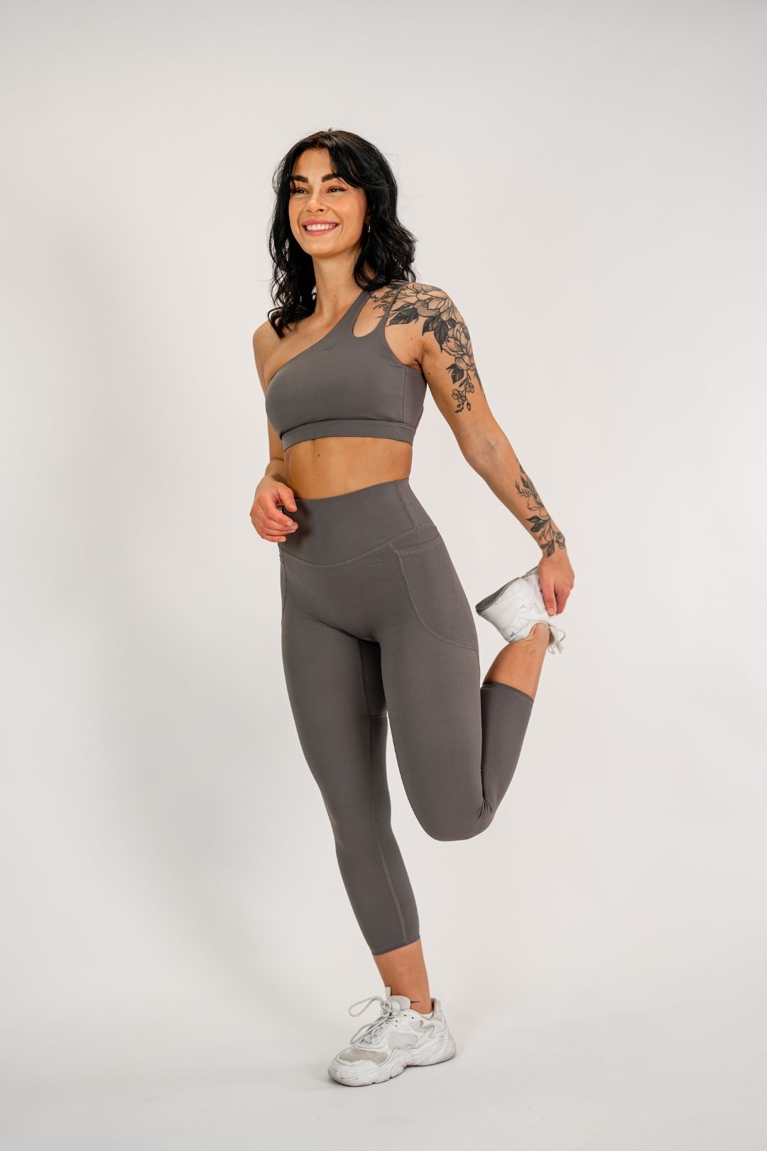 Jentle - Sola Pocket Leggings (Grey)