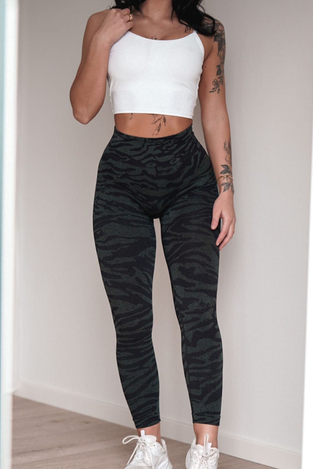 Jentle - Flex Leggings (Black)