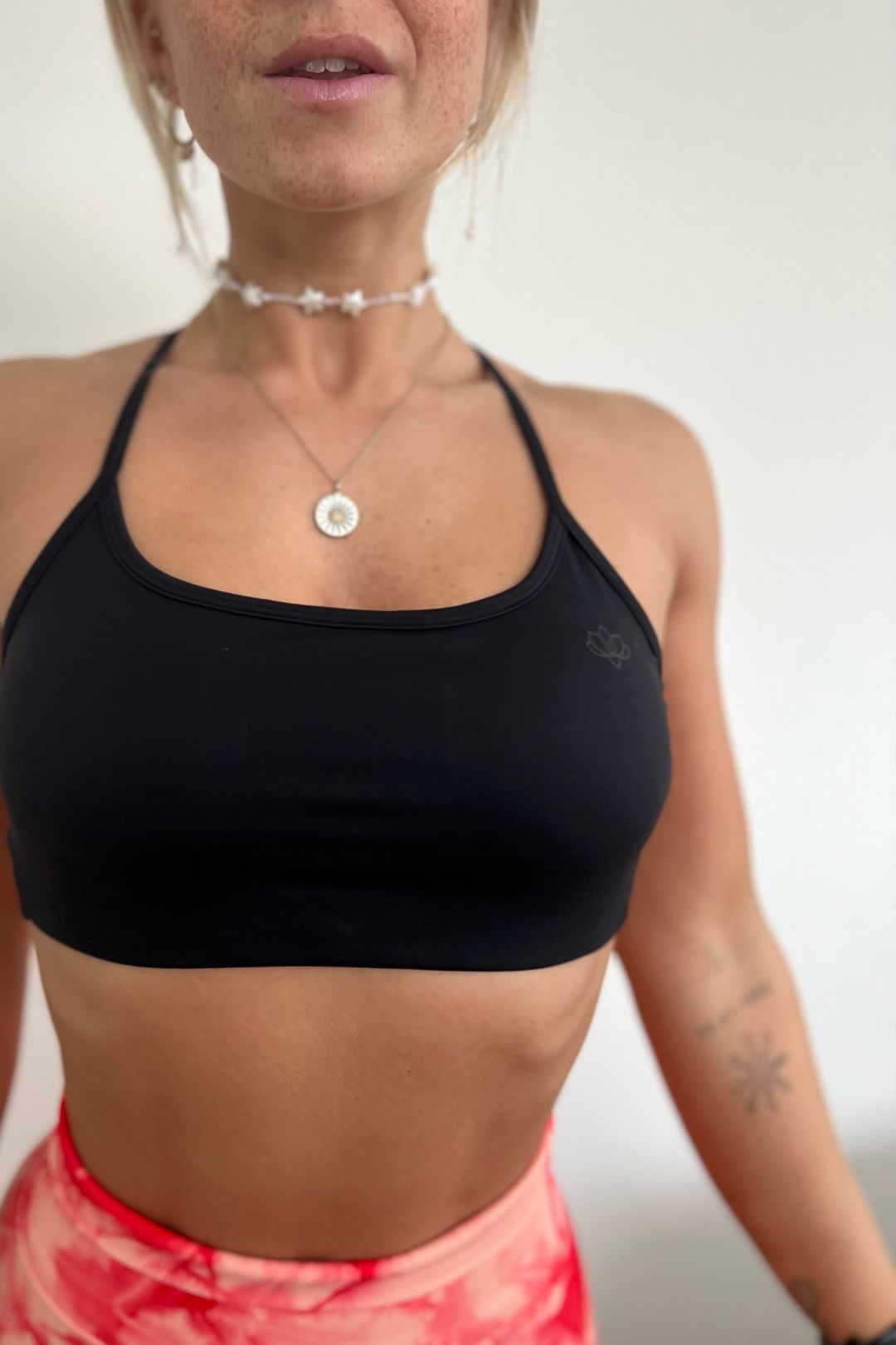 Jentle - Simplicity Sports Bra (Black)