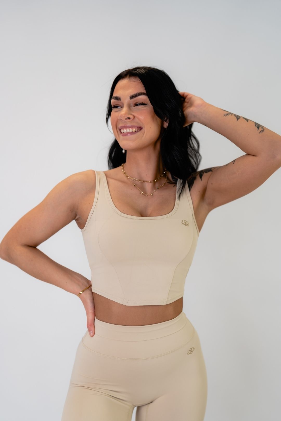 Jentle - Taylor Crop (Beige)