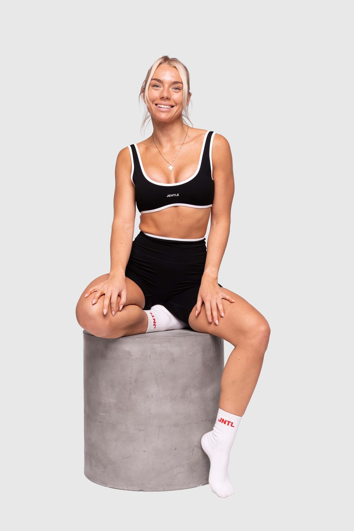 Day Line Shorts (Black)