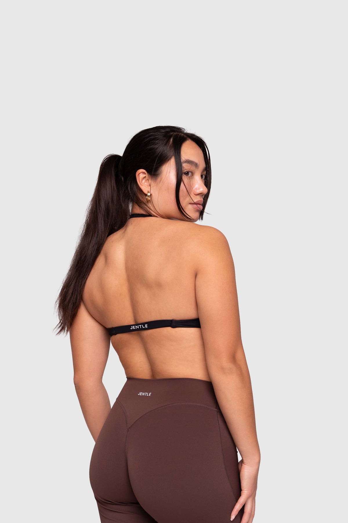 Thrive Halterneck Sports Bra (Black)