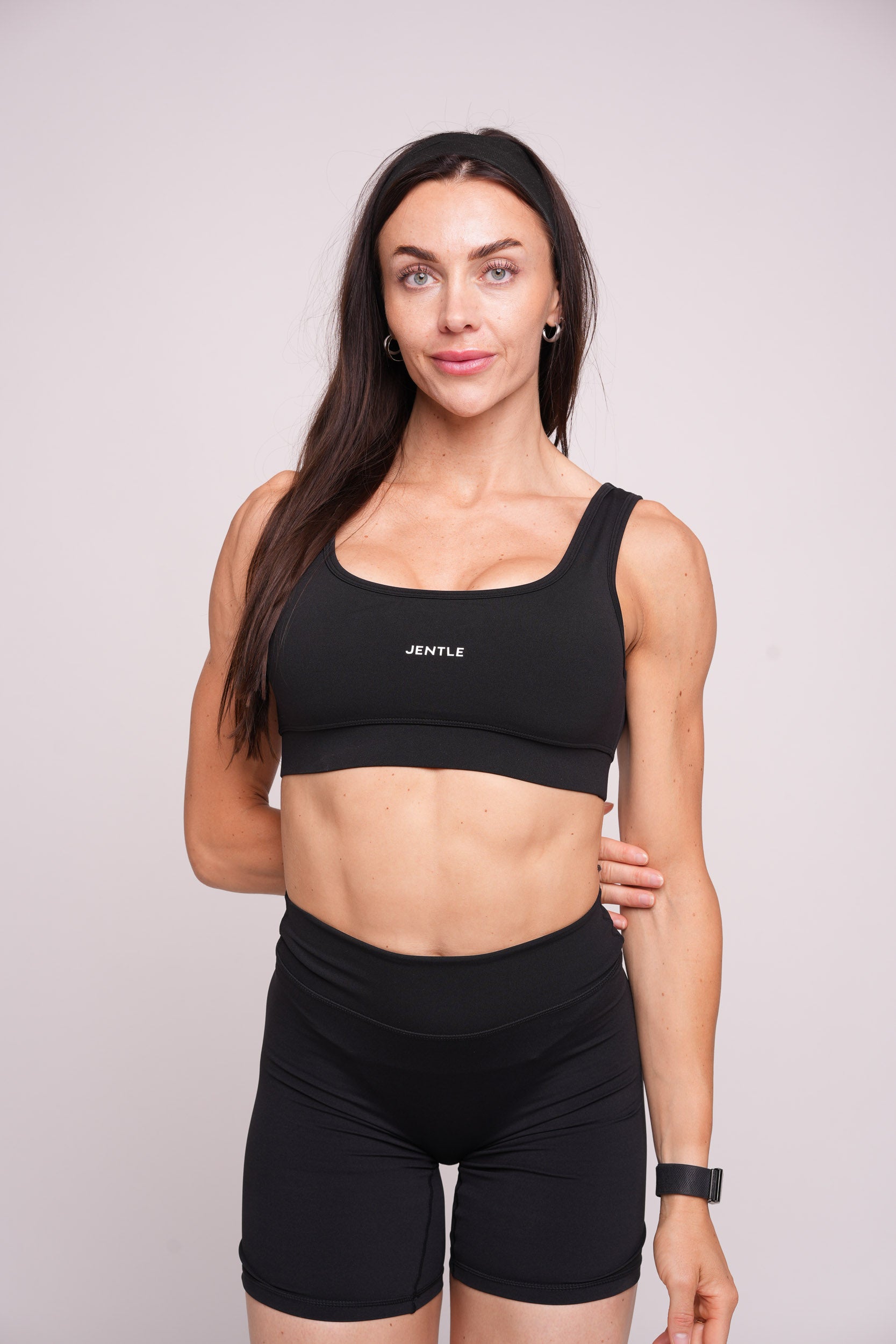 Ease Performance Sports Bra (Black)
