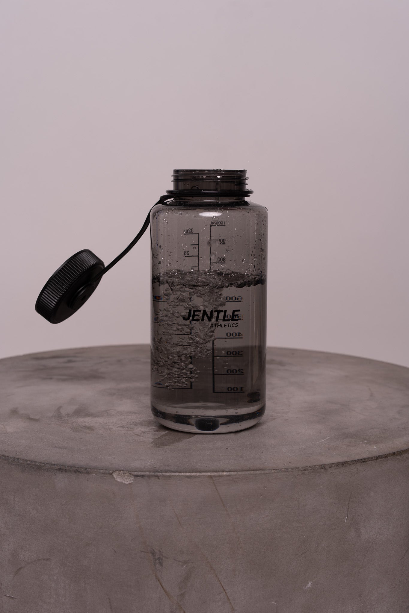 Jentle - Water Bottle 1000 ml (Black)