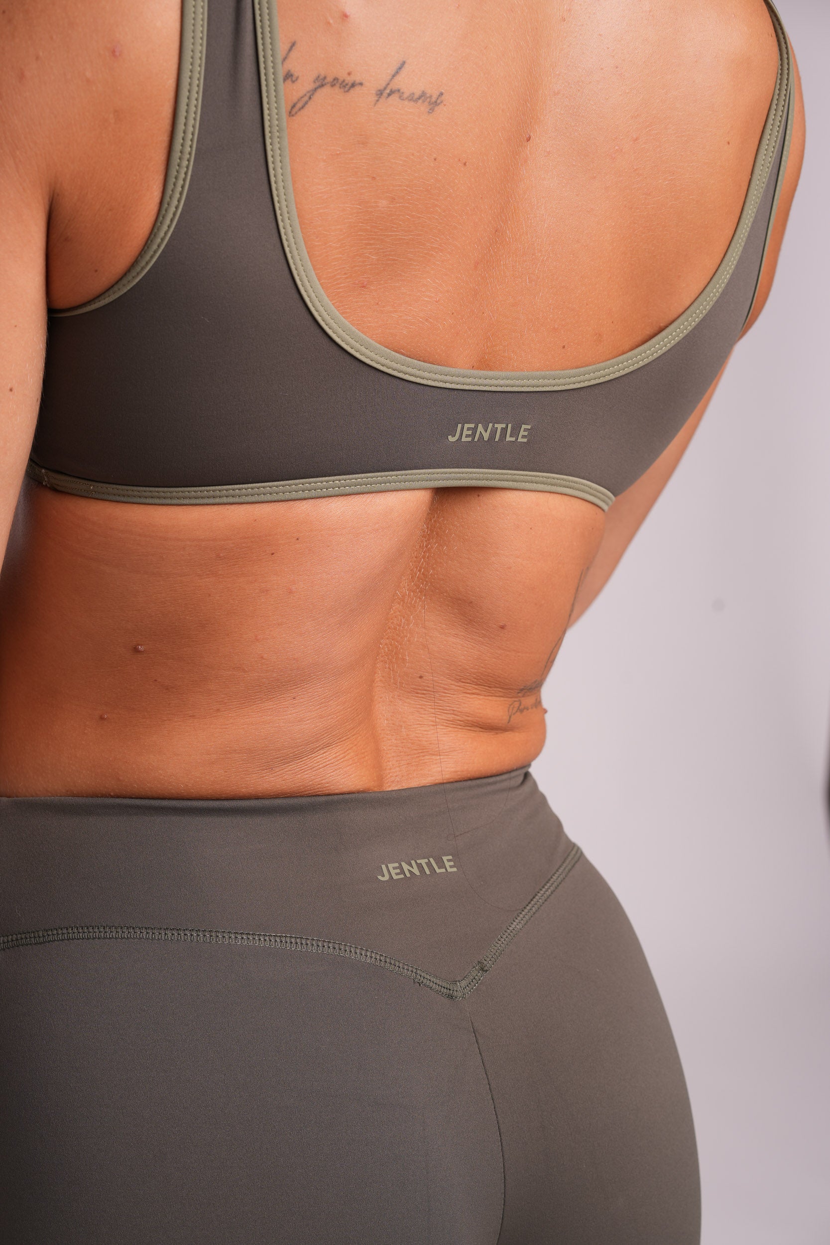 Flow Striped Sculpt Sports Bra (Army Green)