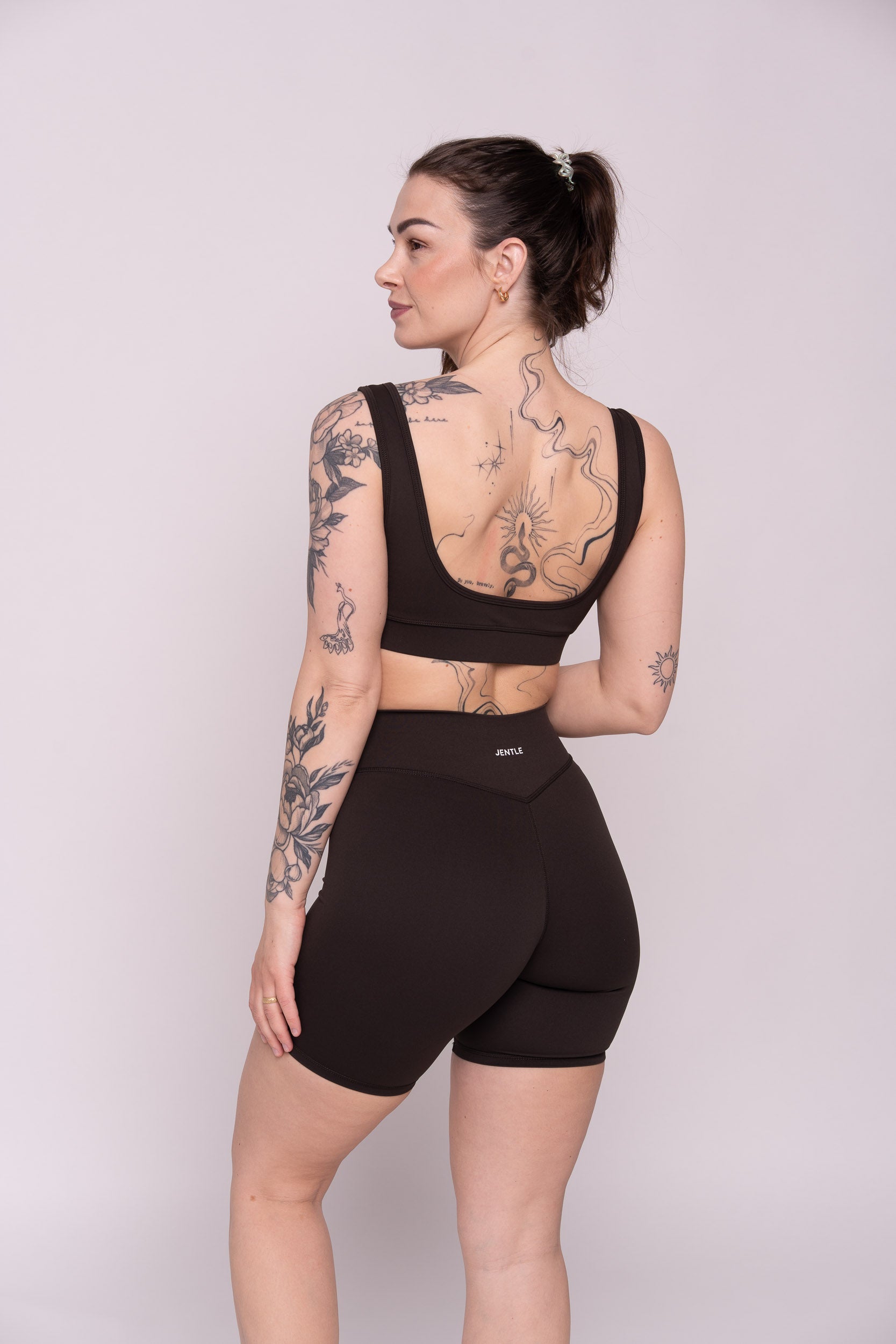 Ease Shorts (Dark Brown)