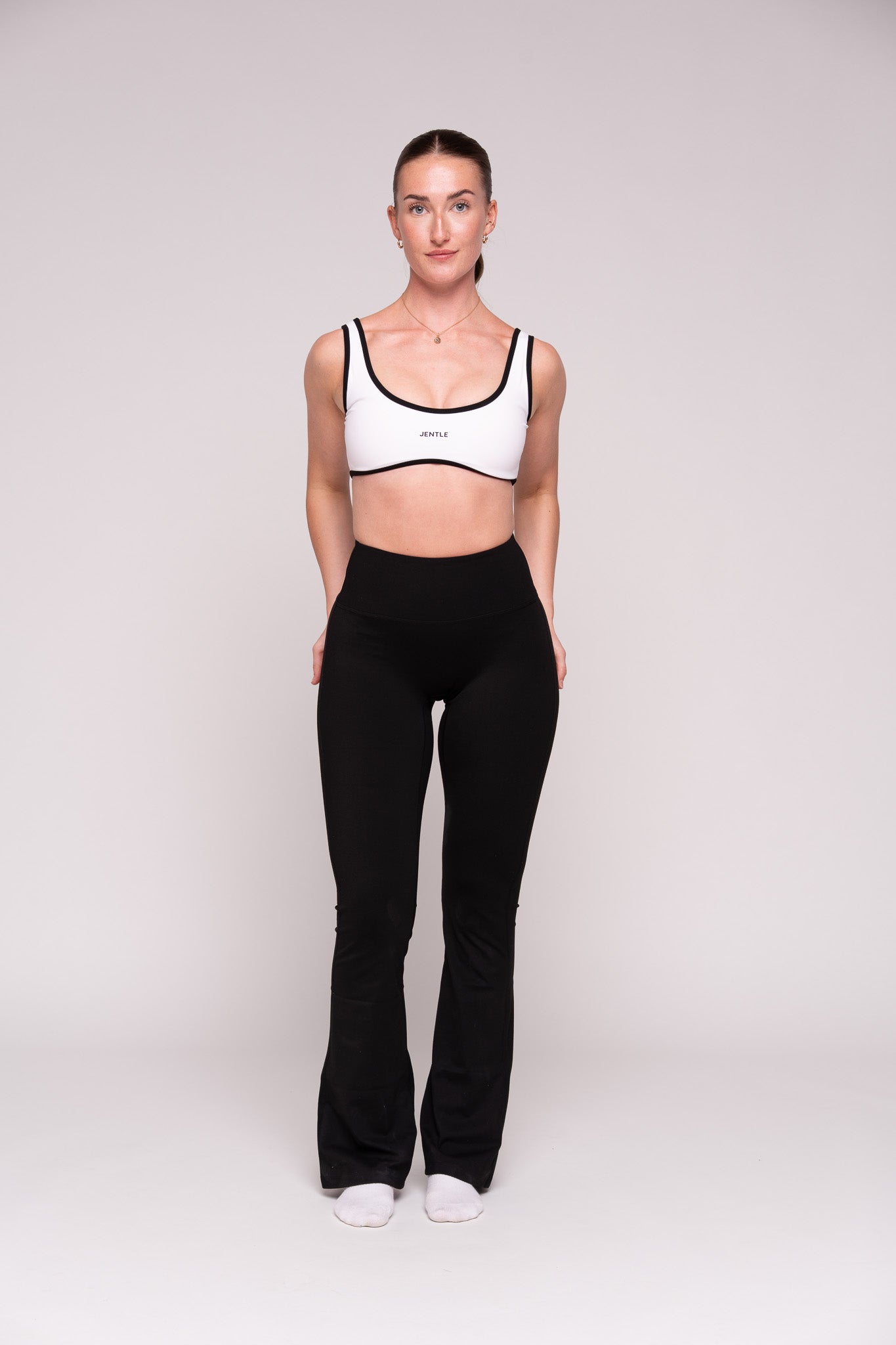 Day Flare Leggings (Black)
