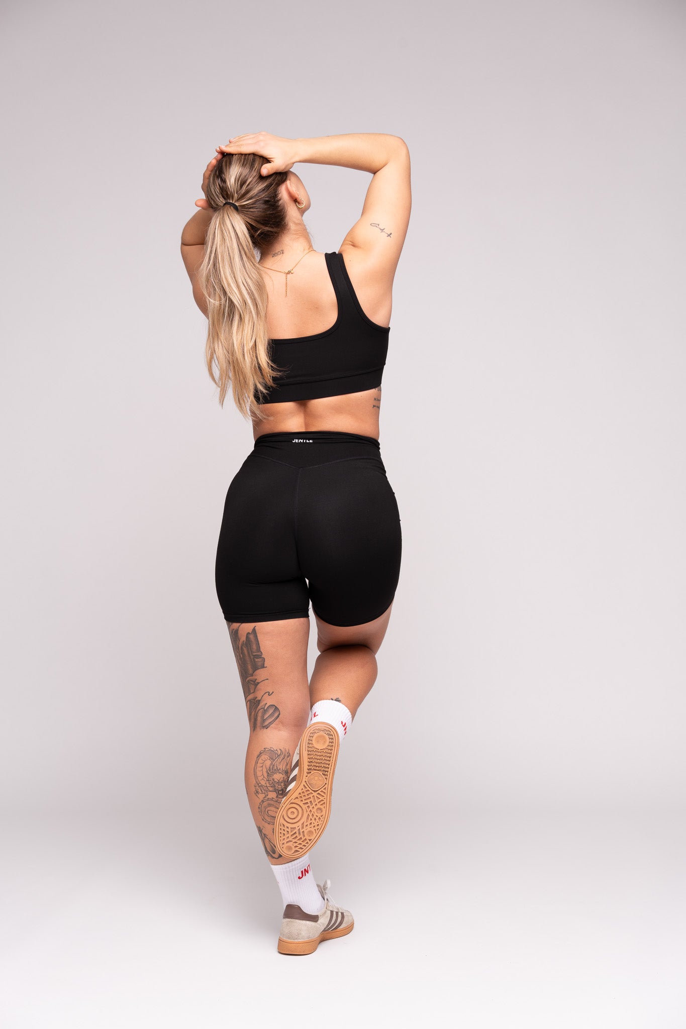 Day Shorts (Black)
