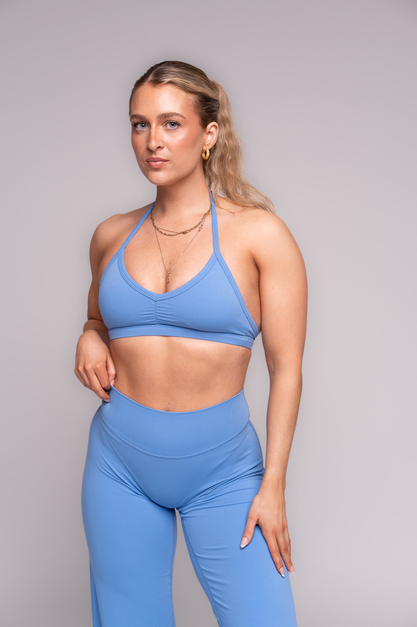 Ease x Amalie Vad - Halterneck Sports Bra (Blue)
